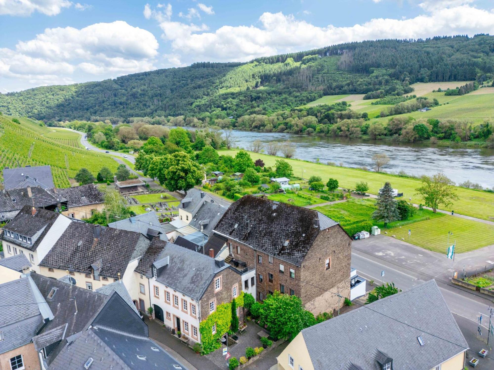 Vonmos Moselblick Apartments Kinheim Εξωτερικό φωτογραφία